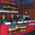 Za předsednickým stolem (zleva) Miroslav Kawalec, Dag Wiesner, Petr Závodský a Jiří Janoušek