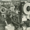 Automatická linka na výrobu autokol-strojírna, 1965