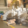 Skříň kondenzační parní turbíny se dvěma regulovanými odběry