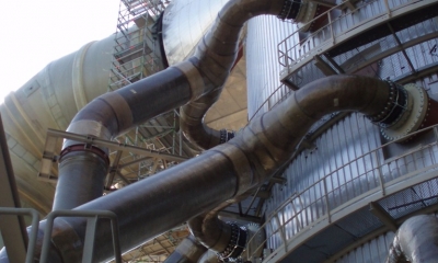 Komplexní potrubní systémy odsíření teplárny v areálu Slovnaft zajistily dvě firmy ze severu Moravy