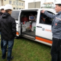 Komentovaná prohlídka pohotovostního kabelového měřícího vozu Jaroslavem Pořízem, montérem ČEZ Distribuční služby. (foto: Ota Schnepp)