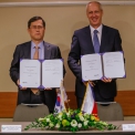 CEO Korea Hydro & Nuclear Power jednal s MPO o dostavbě českého jádra, podepsal i dohodu o spolupráci s ÚJV Řež
