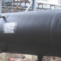 Obr. 2 – Reakční nádrž (v době výstavby) Preol Lovosice, výroba bionafty. Vnitřní vrstva PVFD, vnější skelný laminát na bázi vinylesterové pryskyřice plněné grafitem, certifikováno pro prostředí s nebezpečím výbuchu.