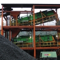 Obr. 4 – Věžové uspořádání třídičů na uhlí, Kentucky, USA